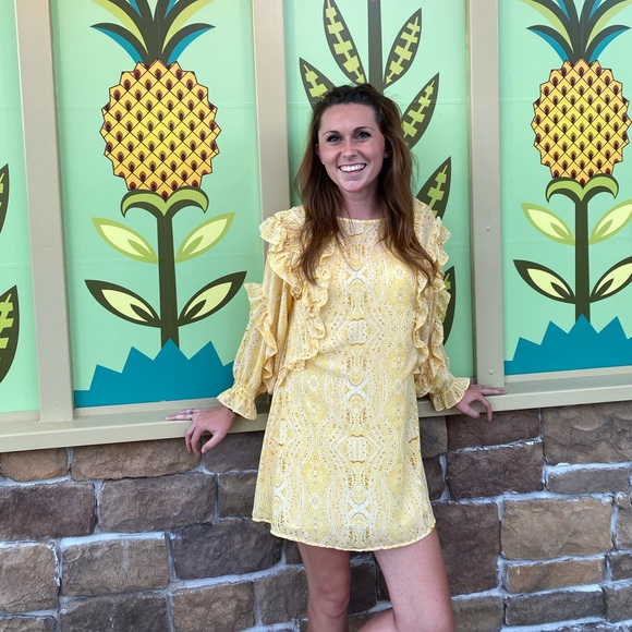 Yellow Dress - Picture 6 of 6